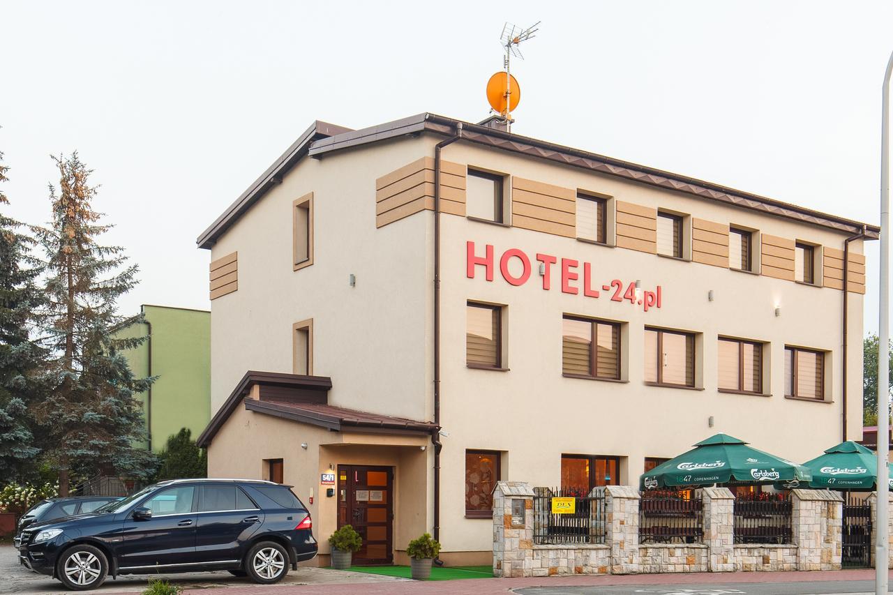 Hotel-24 Płock Esterno foto